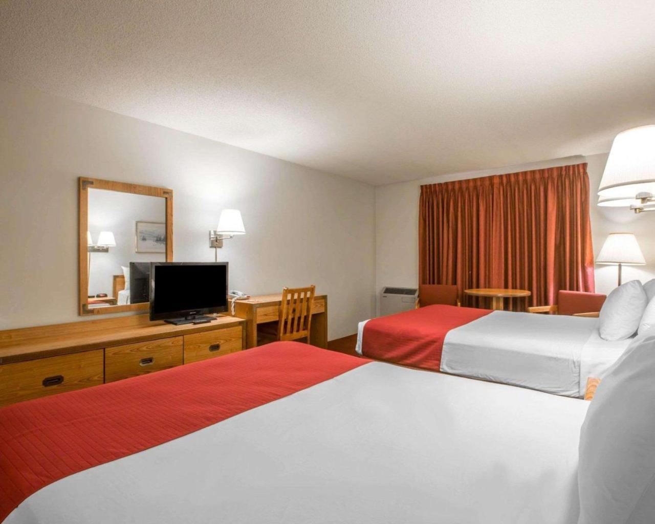 Queen Room with Two Queen Beds - Disability Access/Non-Smoking,1282364200:JPEG
