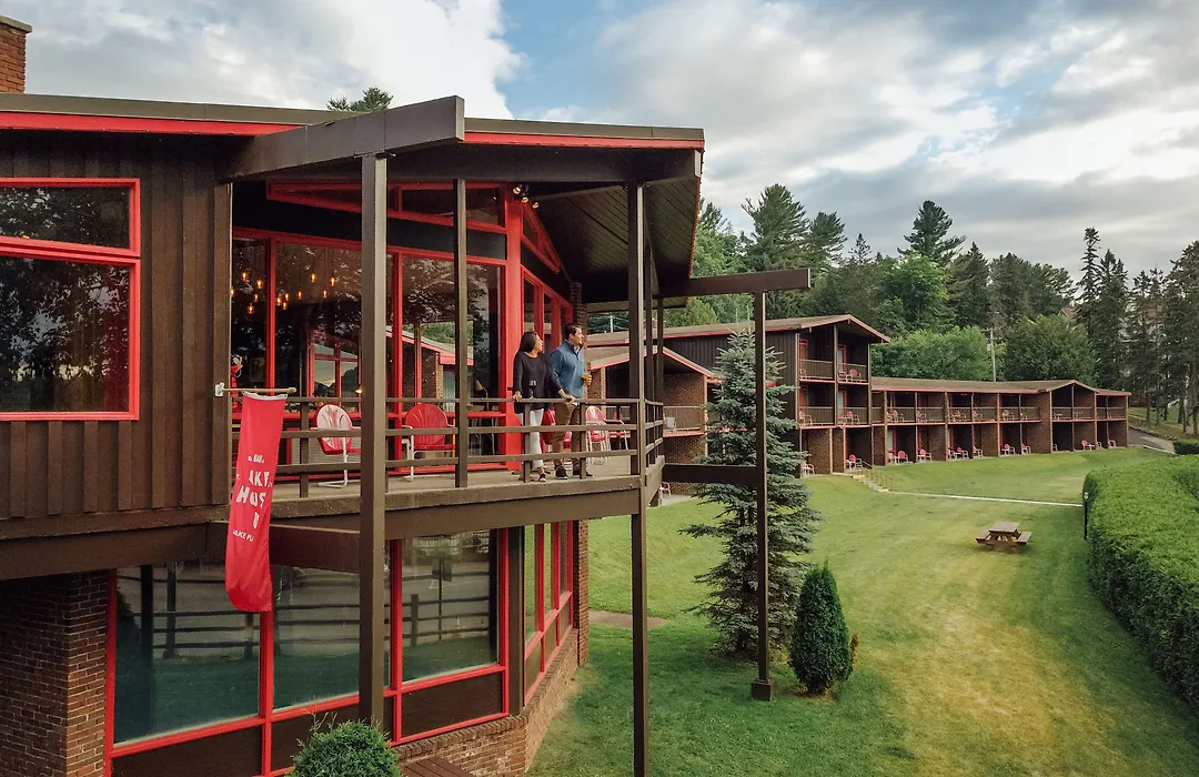 Lakehouse At High Peaks Resort-1