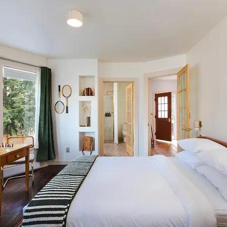 Eastwind Hotel Lake Placid-3